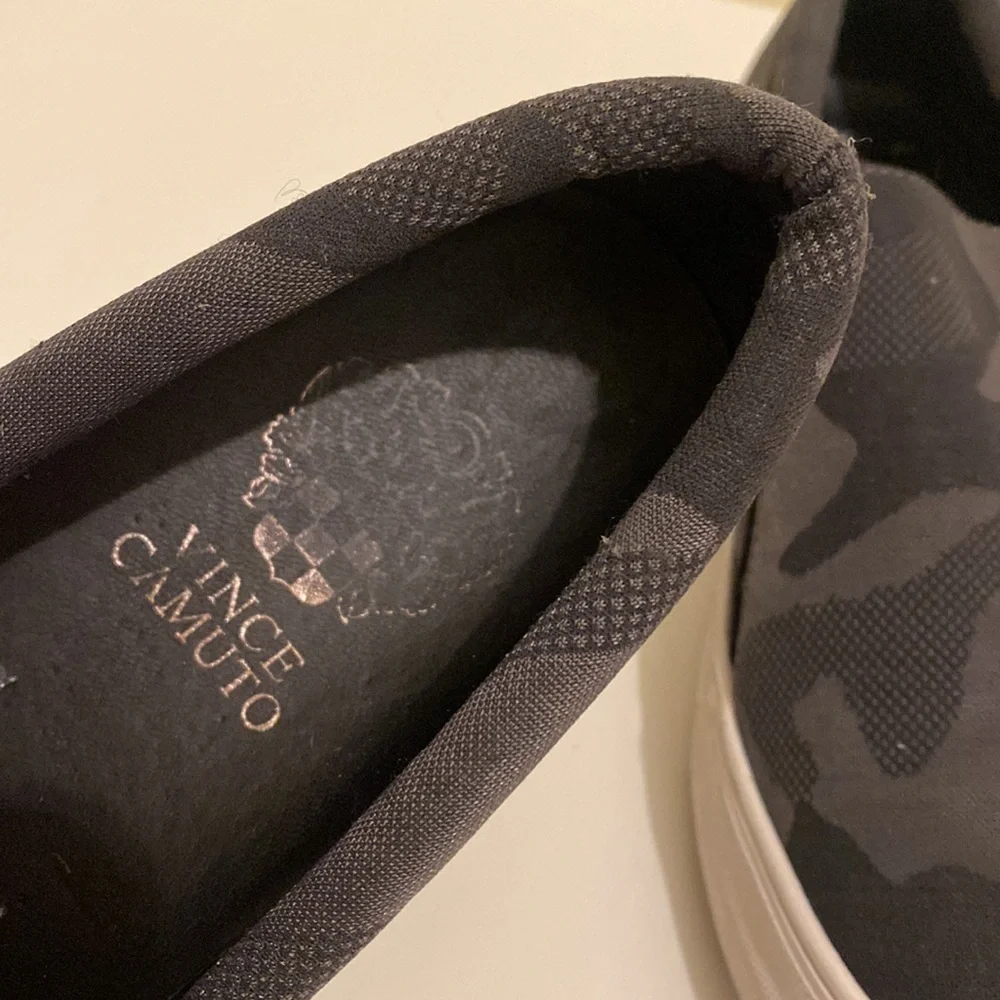 Vince Camuto Moro espadrille platform shoes. Size 8M